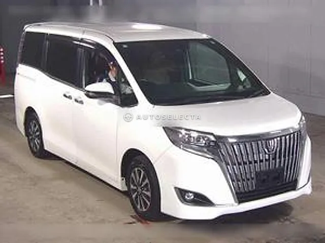 Toyota Esquire 2018, auction grade 4