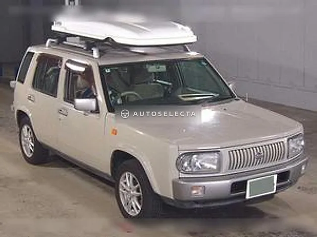 Nissan Rasheen 1998, auction grade 3.5