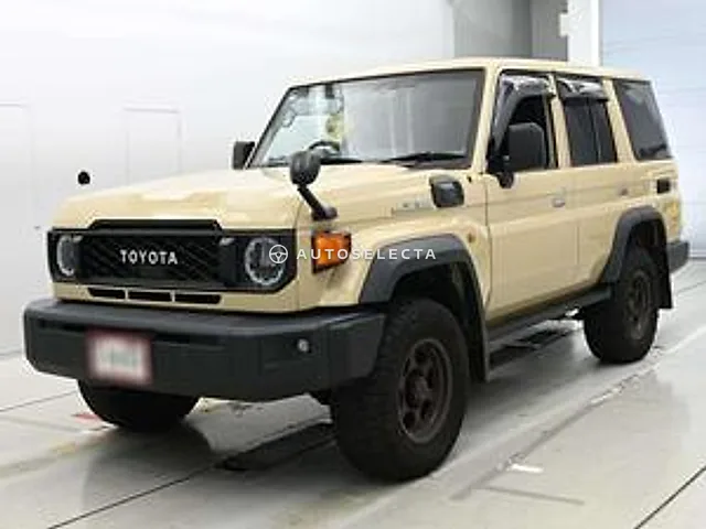 Toyota Land Cruiser 70 2024, auction grade 3.5