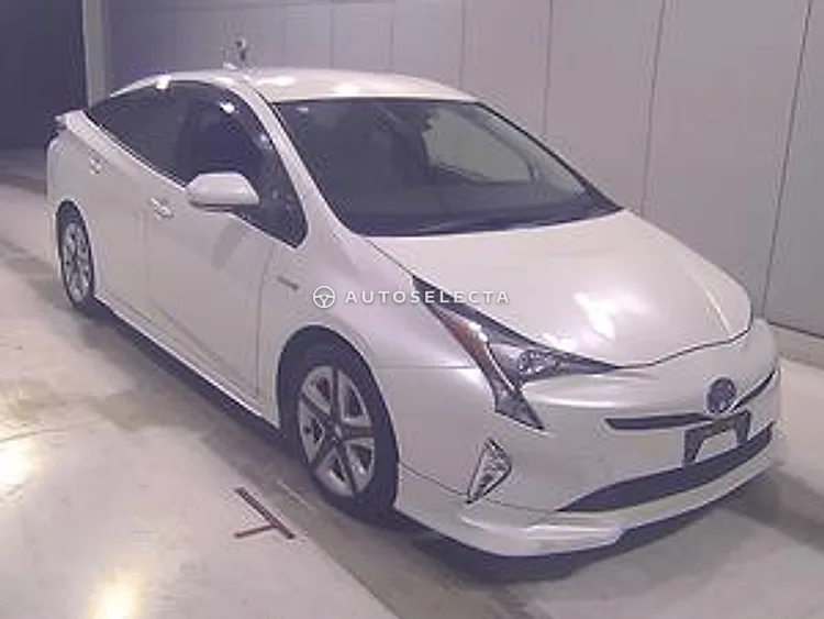 Toyota Prius 2017, photo 1 of 1