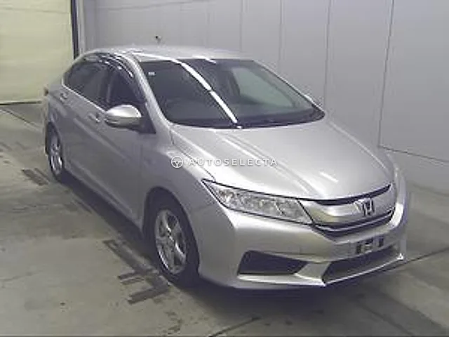 Honda Grace 2015, auction grade R