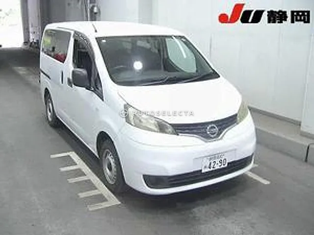 Nissan NV200 Vanette 2010, auction grade 3.5