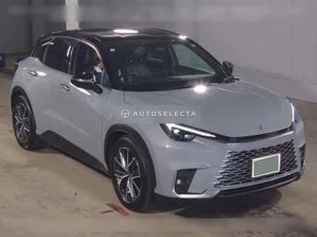 Lexus LBX 2026, auction grade 6