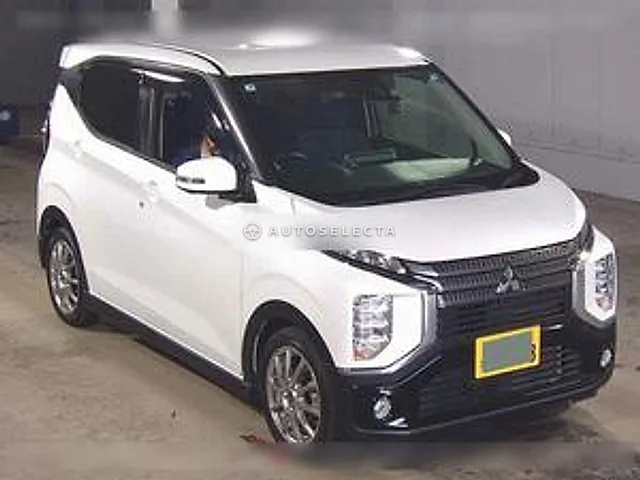 Mitsubishi eK X 2019, auction grade 3.5
