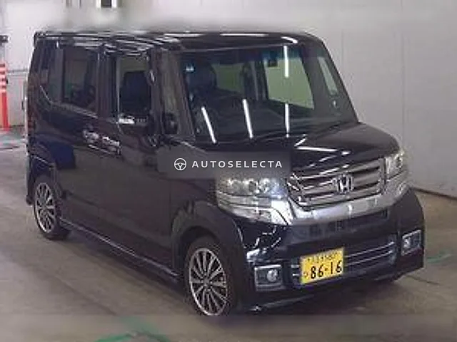 Honda N-BOX Custom 2016, auction grade 4