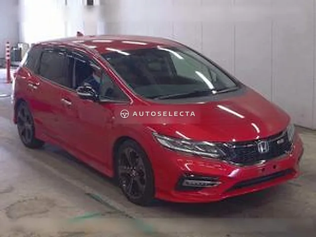 Honda Jade 2018, auction grade 4