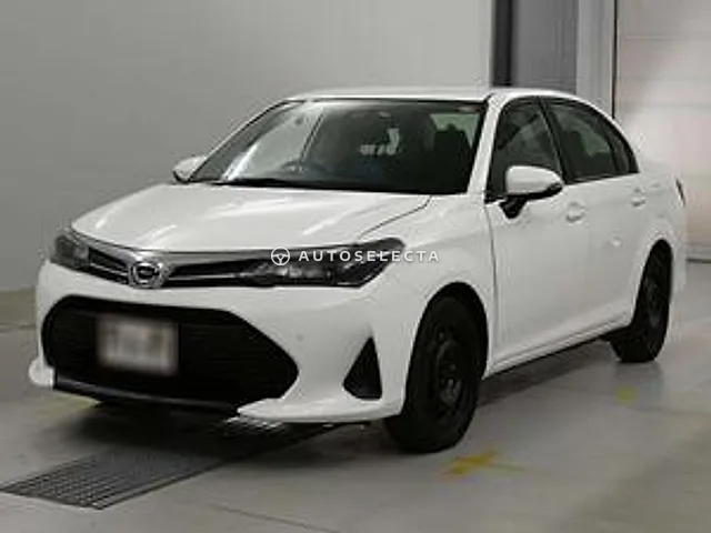 Toyota Corolla Axio 2023, auction grade R