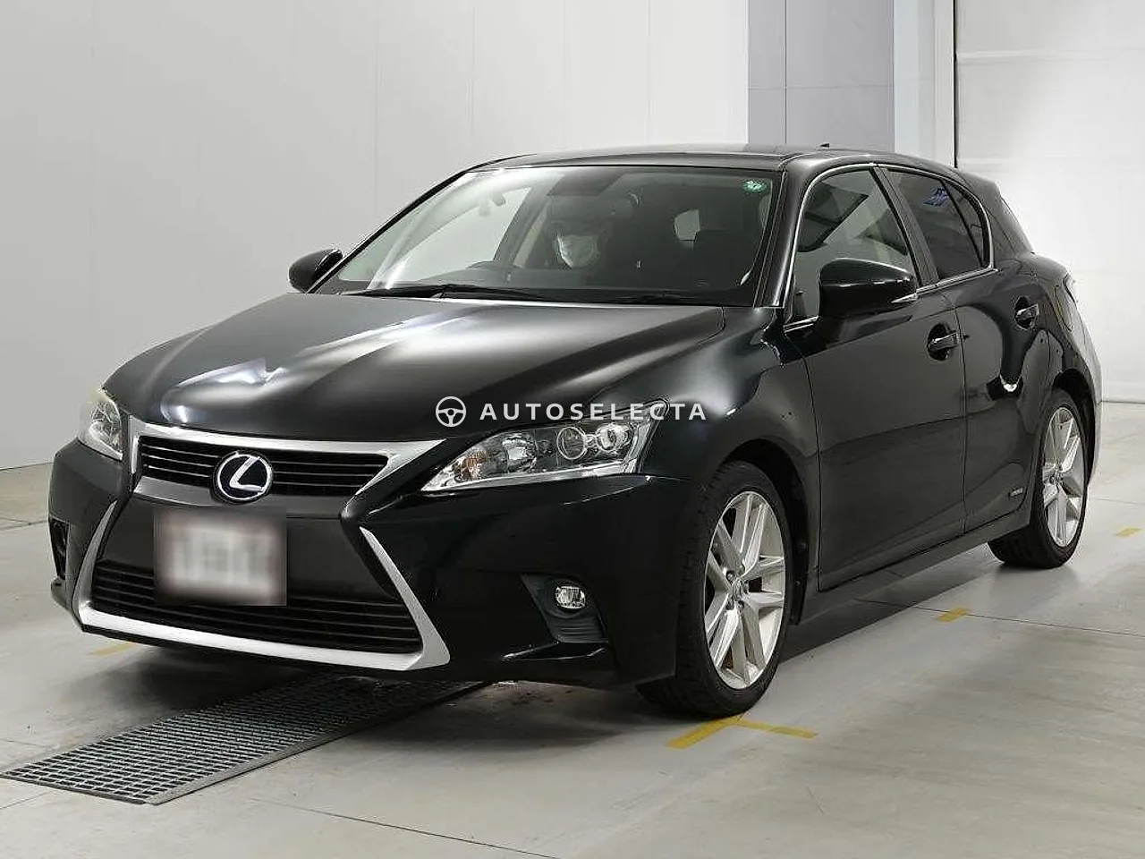 Lexus CT 2015, photo 1 of 11