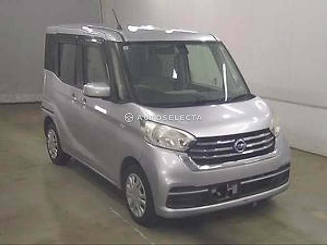 Nissan Dayz Roox 2017, auction grade R