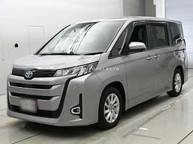 Toyota Noah 2023, auction grade 5