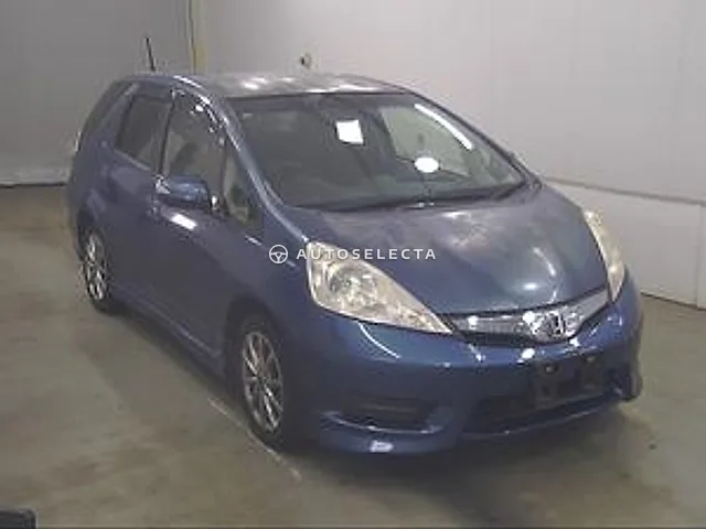 Honda Fit Shuttle 2012, auction grade 3