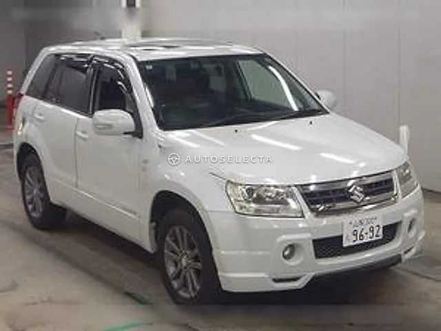 Suzuki Escudo 2008, auction grade 3.5