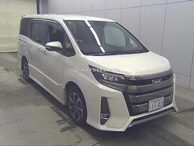 Toyota Noah 2018, auction grade 4