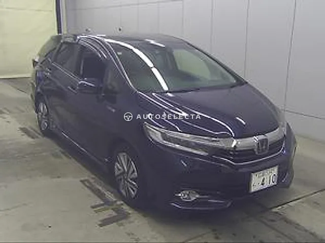 Honda Shuttle 2019, auction grade 3