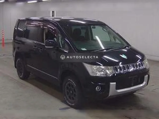 Mitsubishi Delica D:5 2009