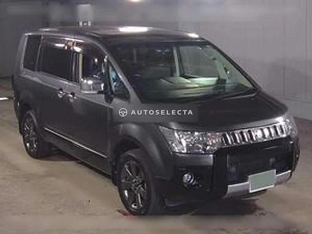 Mitsubishi Delica D:5 2018, auction grade 4