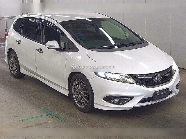 Honda Jade 2015, auction grade 4