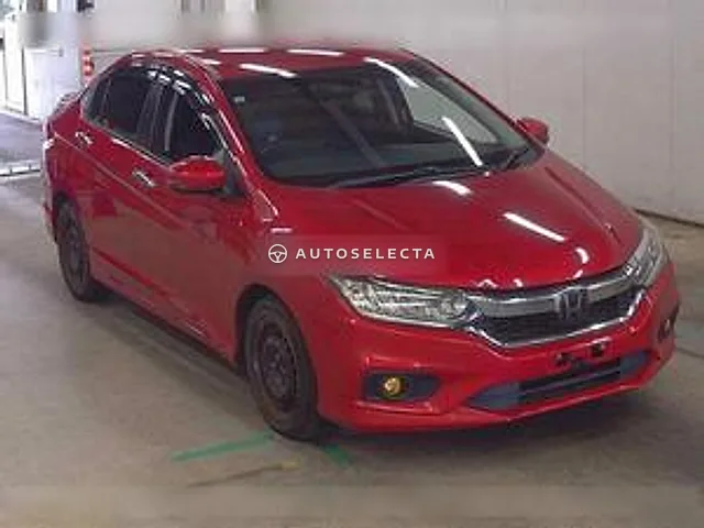 Honda Grace 2017, auction grade 4