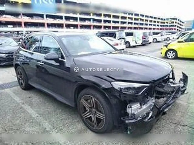Mercedes-Benz GLC-Class 2025