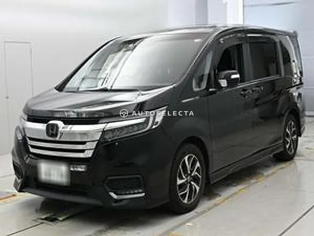 Honda Stepwgn Spada 2020, auction grade 3.5