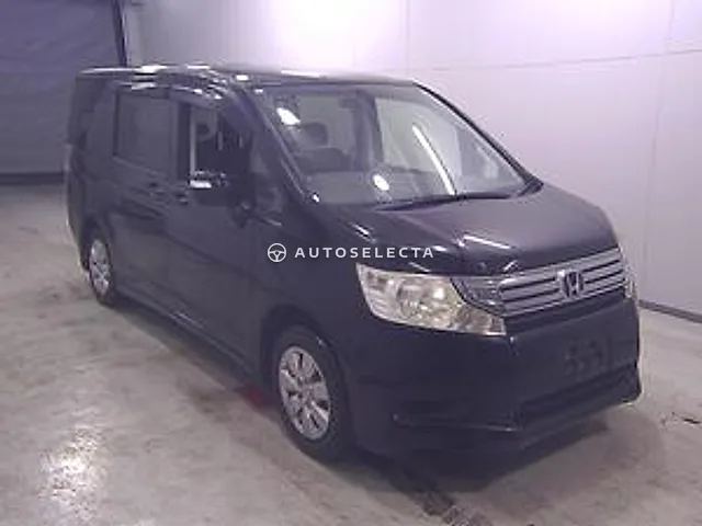 Honda Stepwgn 2011, auction grade 3