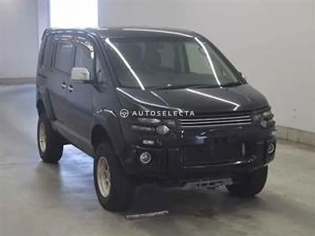 Mitsubishi Delica D:5 2008, auction grade R