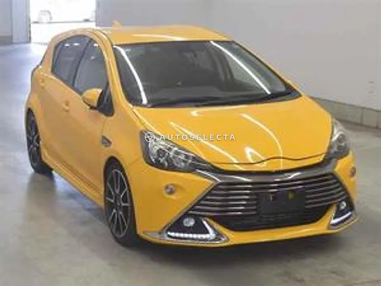 Toyota Aqua 2017, photo 1 of 10