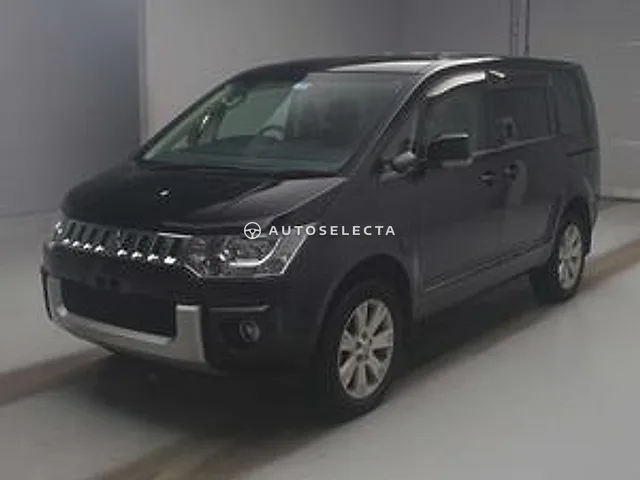 Mitsubishi Delica D:5 2010, auction grade 3.5