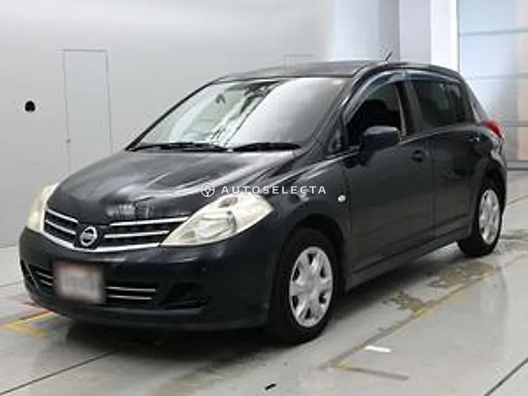 Nissan Tiida 2011, photo 1 of 1
