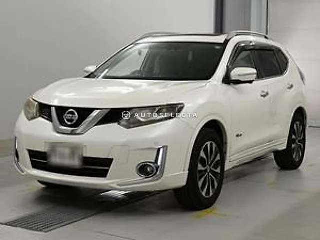Nissan X-Trail 2015, auction grade 4