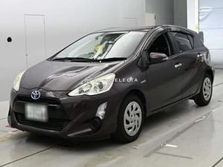 Toyota Aqua 2016, photo 1 of 1