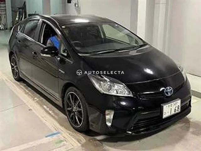 Toyota Prius 2015, auction grade 4