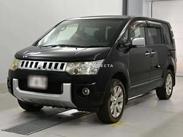 Mitsubishi Delica D:5 2009