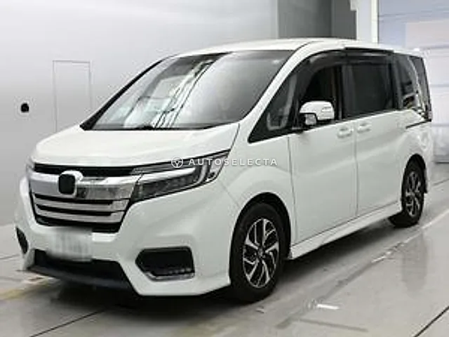 Honda Stepwgn Spada 2021, auction grade 4.5