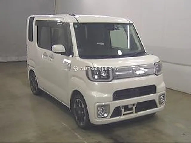 Daihatsu Wake 2017, auction grade 3.5