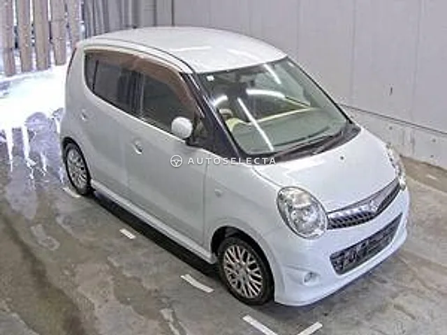 Suzuki MR Wagon 2009, auction grade 3.5