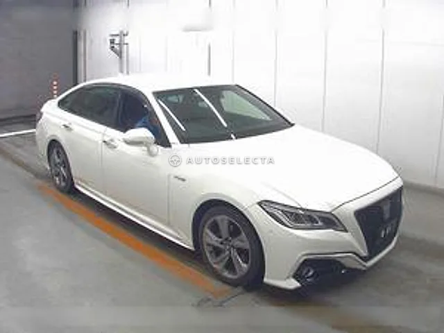 Toyota Crown Hybrid 2018