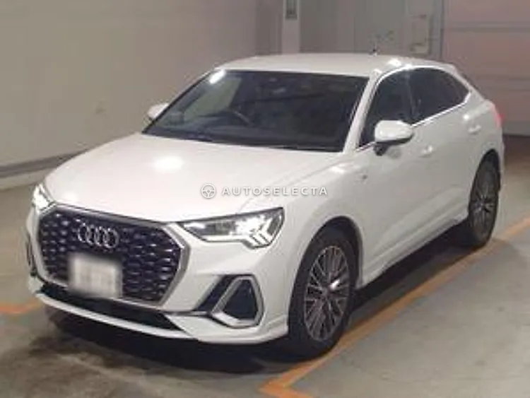 Audi Q3 2020, photo 1 of 2