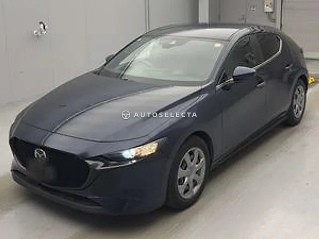 Mazda MAZDA3 Fastback 2023, auction grade 3.5