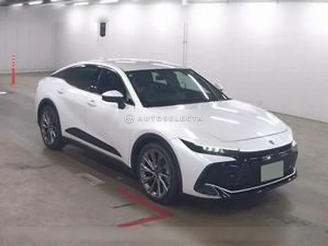 Toyota Crown Crossover 2024, auction grade 5