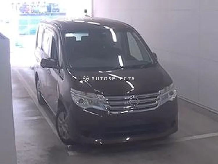 Nissan Serena 2016, photo 1 of 5