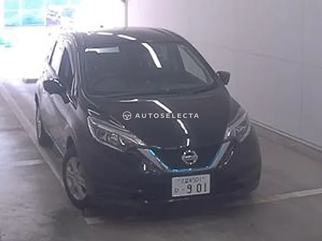Nissan Note 2017, auction grade 3