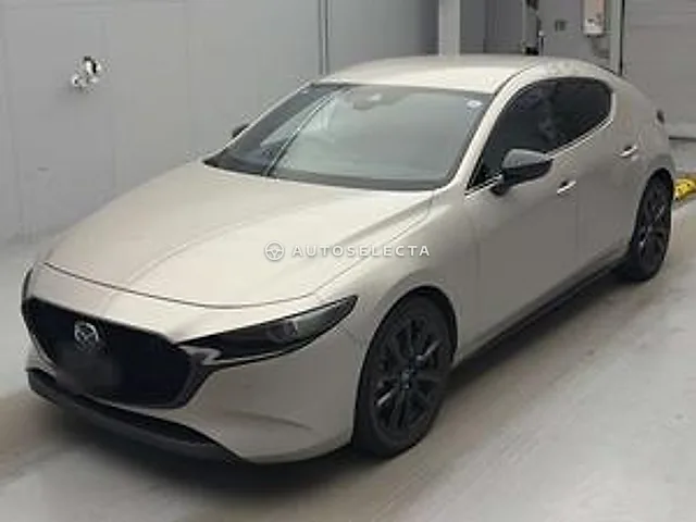 Mazda MAZDA3 Fastback 2022, auction grade 4