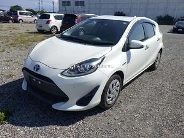 Toyota Aqua 2018, photo 1 of 1