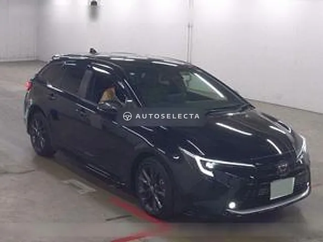 Toyota Corolla Touring 2025, auction grade 5