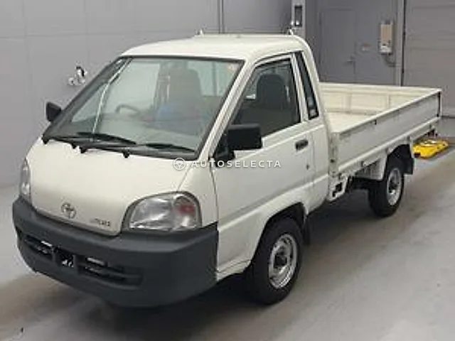 Toyota LiteAce Truck 1999, auction grade 3.5