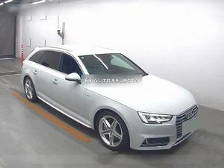 Audi A4 Avant 2016, photo 1 of 6