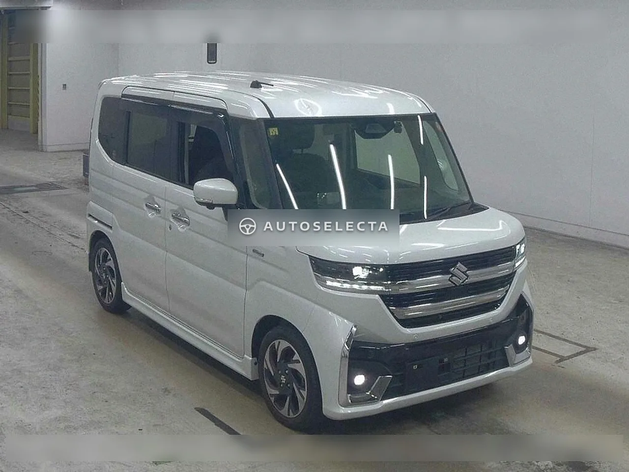 Suzuki Spacia Custom 2023, photo 1 of 1
