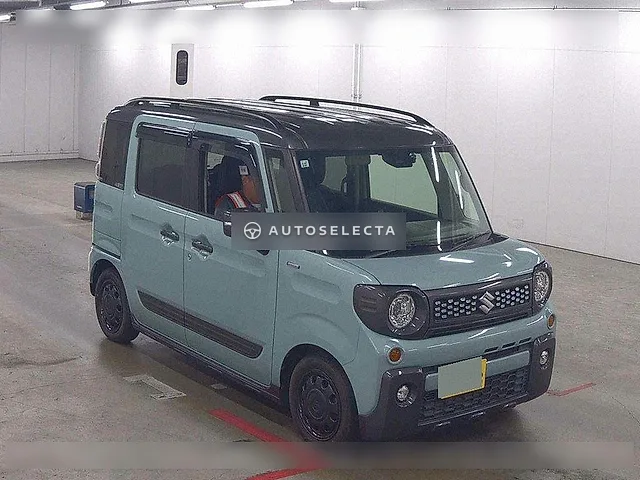 Suzuki Spacia Gear 2019, auction grade 4