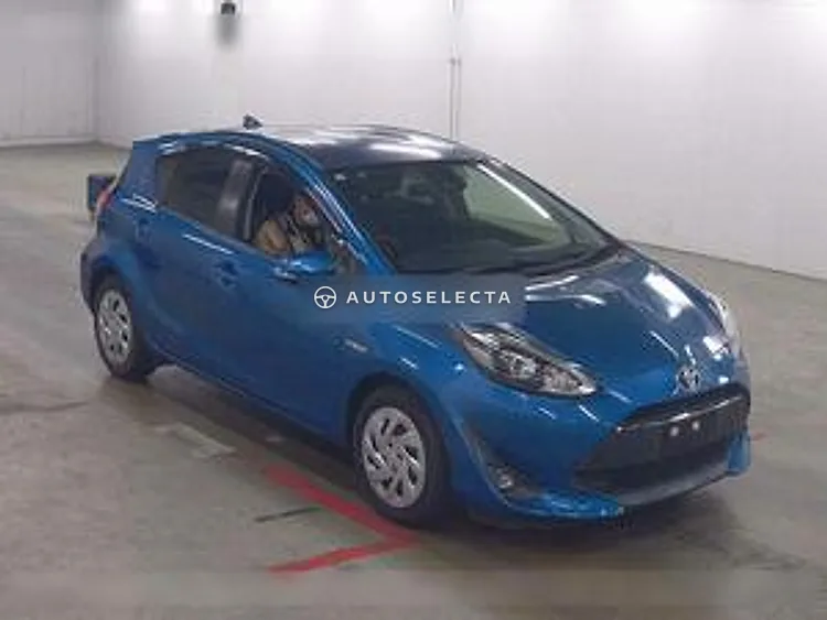 Toyota Aqua 2017, photo 1 of 1